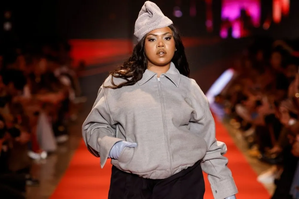 Artistas do rap nacional estrelam desfile da Dendezeiro na edição N61 do SPFW