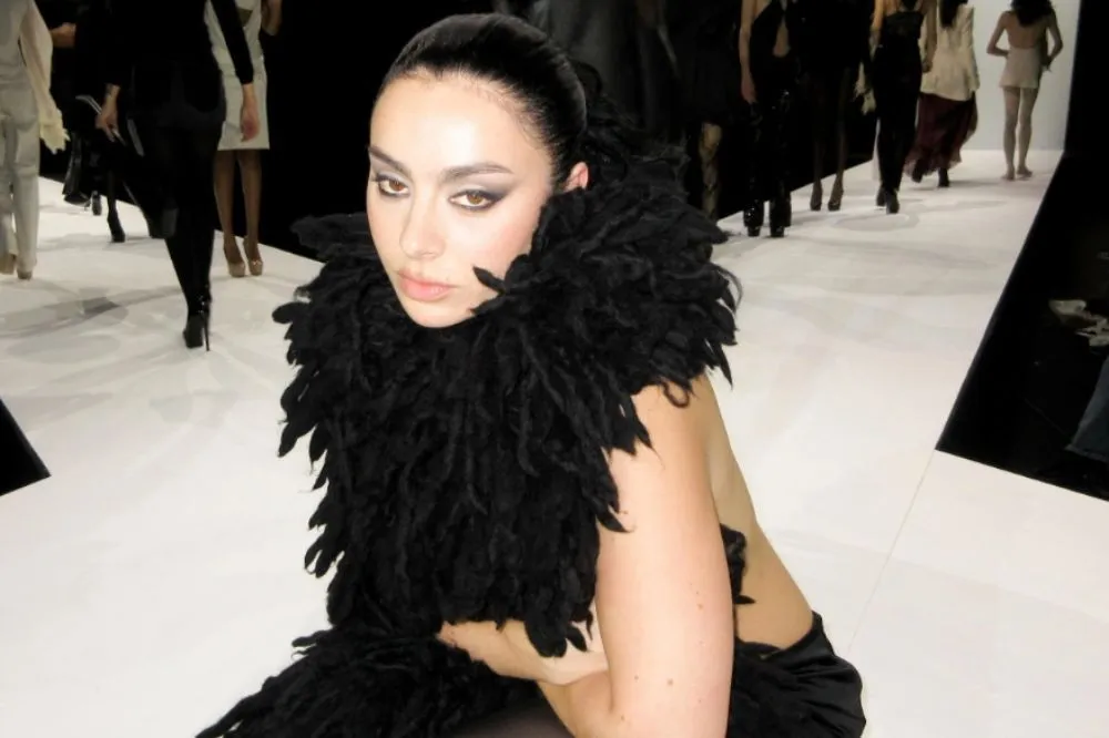 Charli XCX integra elenco de novo filme dirigido por Martin Scorsese