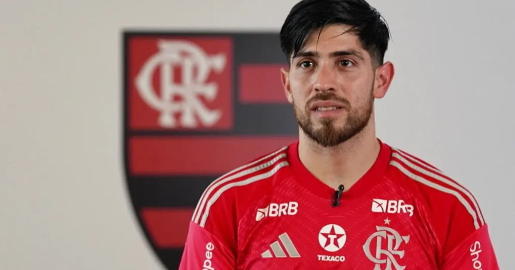 Flamengo avança em negociações para renovar o contrato do goleiro Rossi hoje (17/10)