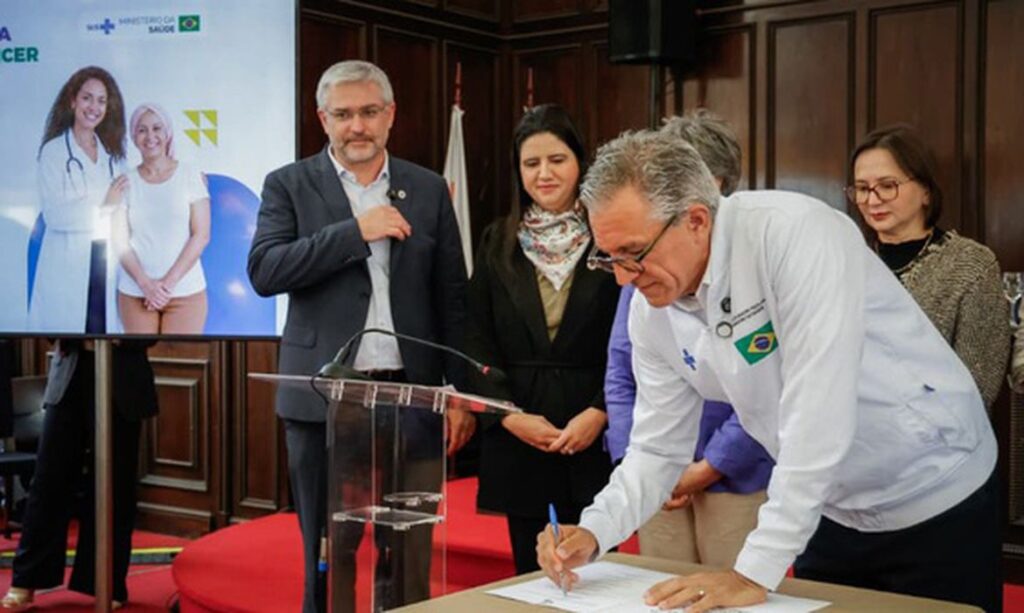 Oncologia no SUS ganha nove novos remédios para atender 116 mil doentes