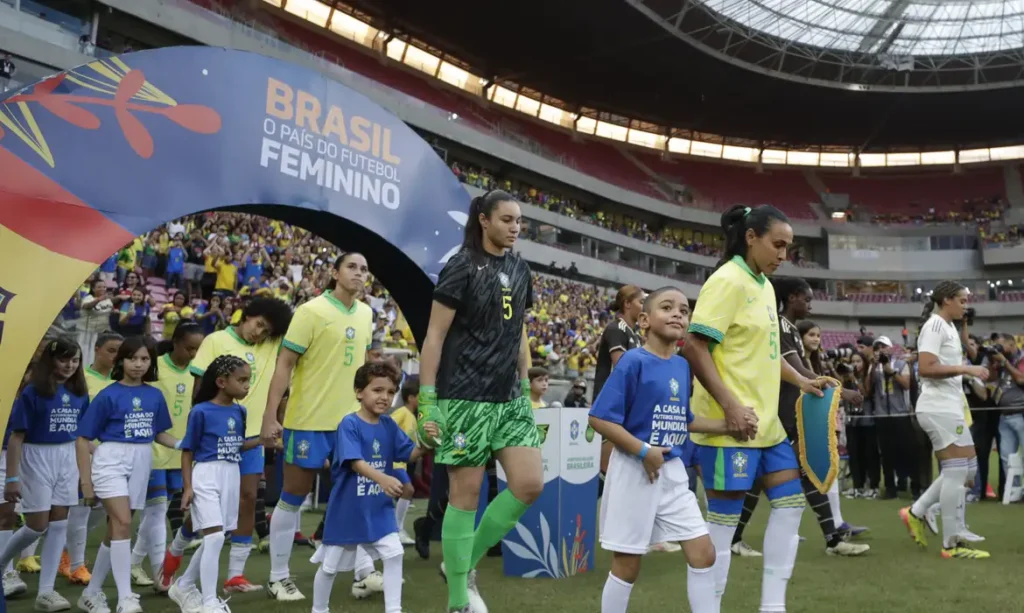 Planos de governo de Lula e Flávio Bolsonaro detalham diretrizes para o esporte na presidência