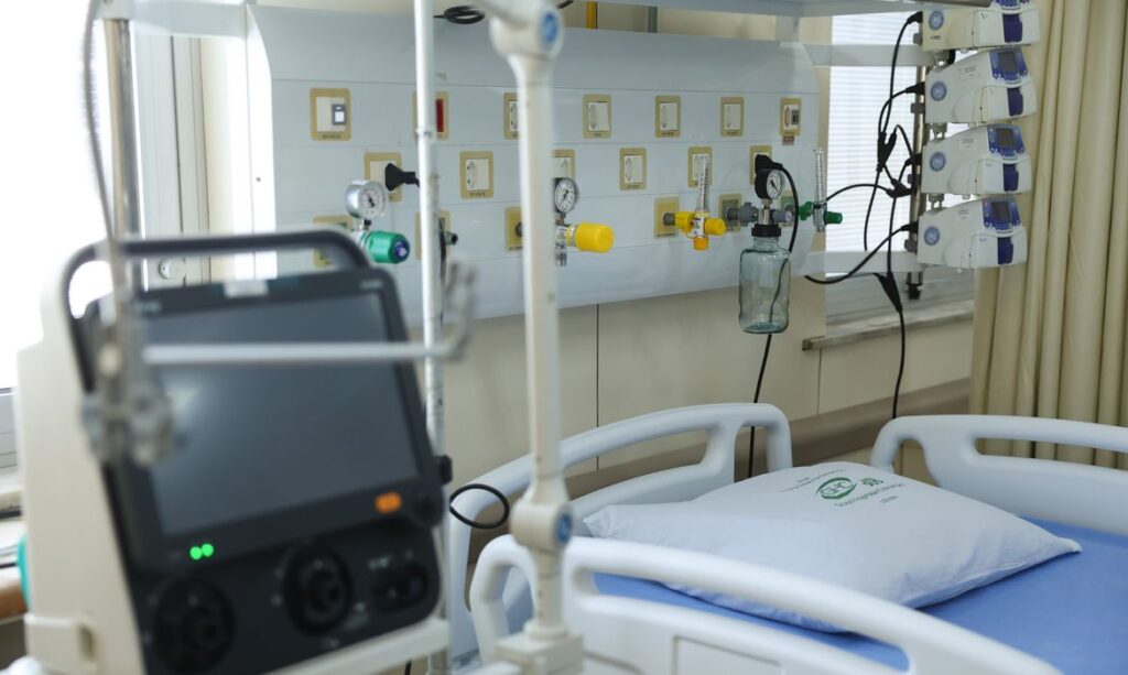 Utis no Brasil exigem reestruturação ampla além da expansão de leitos