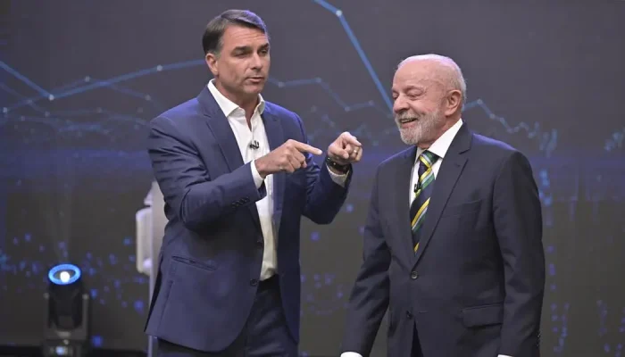 Band lidera ibope e supera a Globo após debate presidencial entre Lula e Flávio Bolsonaro