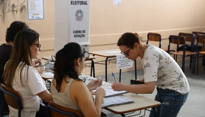 Eleições e segundo turno permitem voto mesmo para quem faltou na primeira etapa