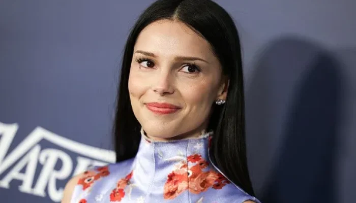 Inde Navarrette brinca sobre preparação física para viver a nova Vampira
