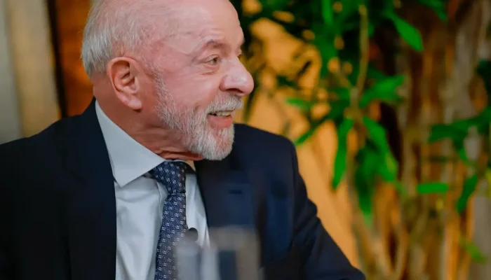 Lula anuncia entrega de pedido de quebra de sigilo ao tribunal eleitoral