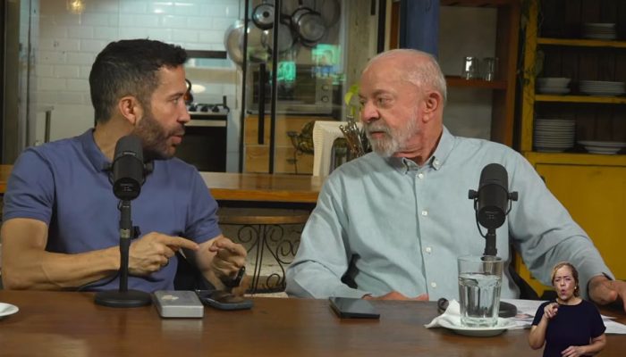 Lula participa de transmissão ao vivo e incentiva voto de idosos no segundo turno