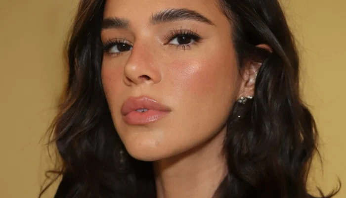Netflix escala Bruna Marquezine para a terceira temporada de Magnatas do Crime