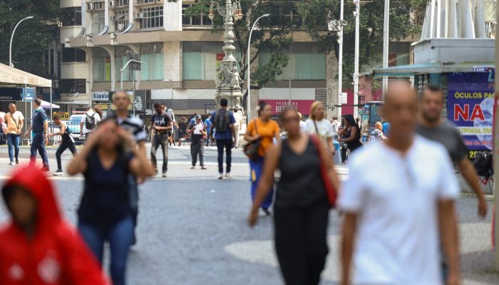 Sociedade civil entrega propostas de desenvolvimento aos presidenciáveis